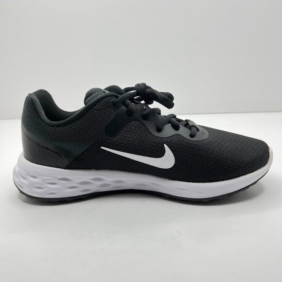NEW Nike Revolution 6 NN Wide Black White - Size 7 - Picture 2 of 9